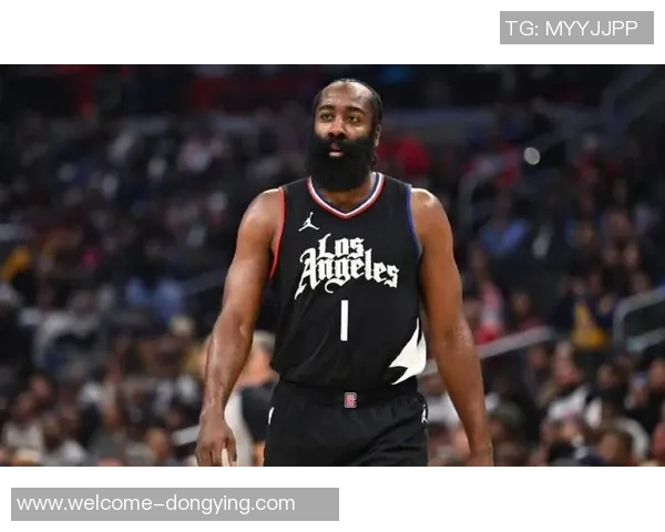 阿特金森谈哈登加盟对阿伦的影响与莫布里缺席后的责任承担 阿特金森谈哈登加盟对阿伦的影响与莫布里缺席后的责任承担