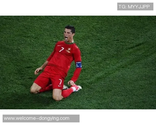 冬季时尚来袭哈兰德社交媒体分享冬季装扮迎接寒冷天气